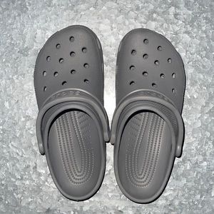 Crocs traditional clogs size W8 M6 great co diction worn maybe twice